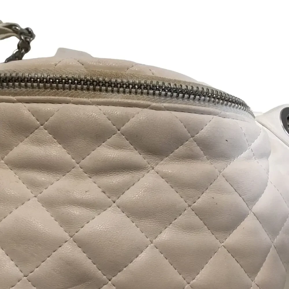 Forever 21 Women's White Quilted Belt Bag